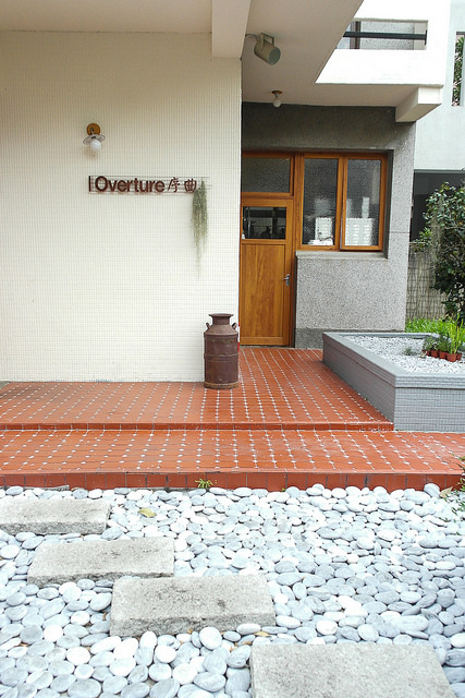 06158095