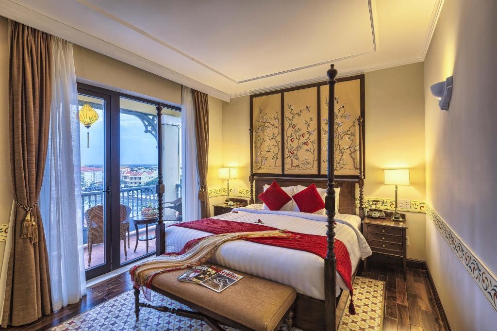 La Residencia . A Little Boutique Hotel & Spa