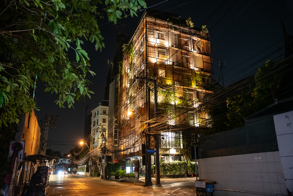IR-ON Hotel
