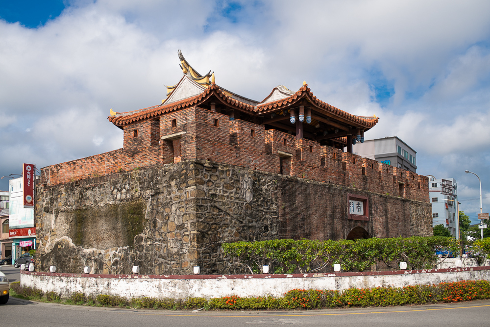 恆春城門