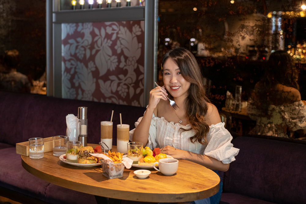 333 Restaurant & Bar 