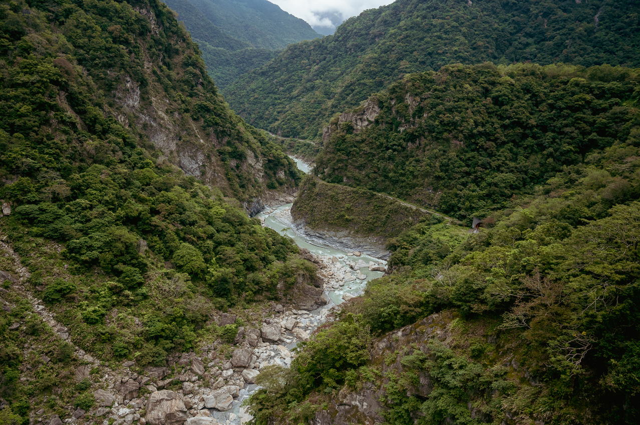 山月吊橋