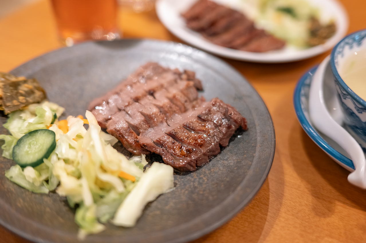 仙台美食 喜助牛舌 厚切牛舌特寫