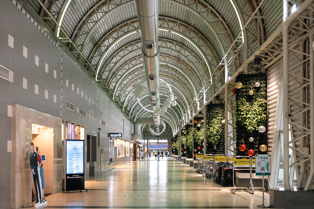 高雄華航貴賓室位置：位於小港機場出境樓層三樓