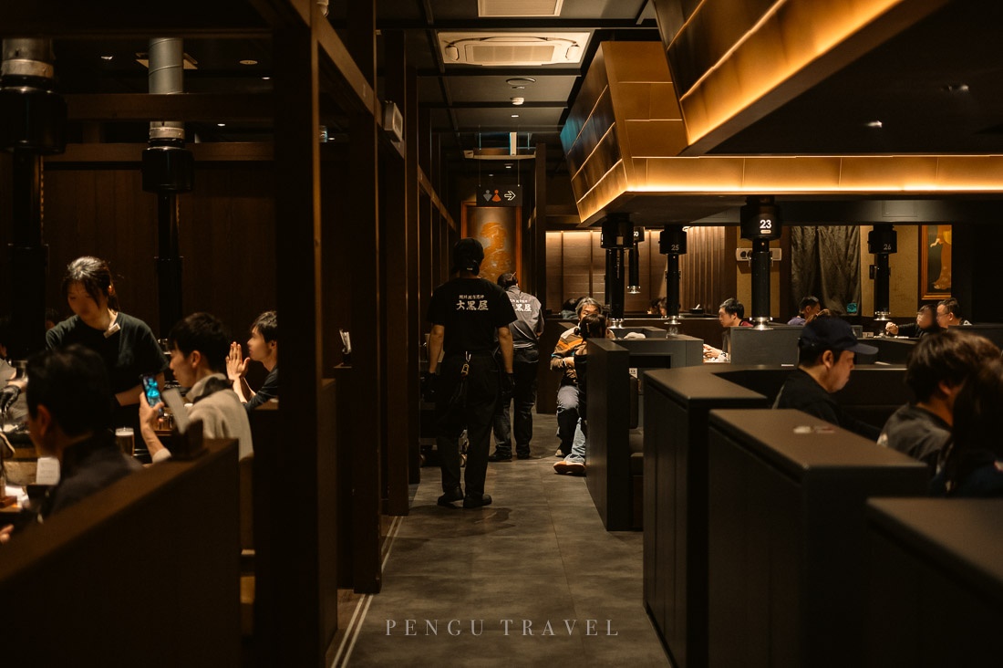 函館成吉思汗大黑屋店內雅座與現代感用餐空間