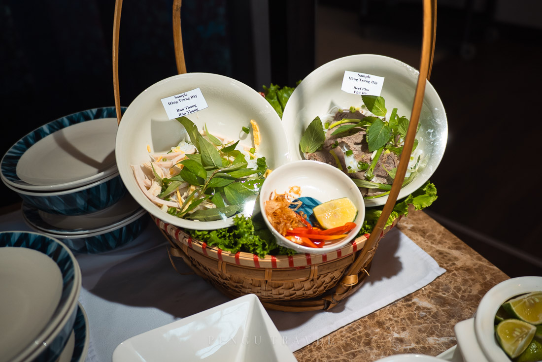 河內SH Premium Lounge牛肉河粉料理檯