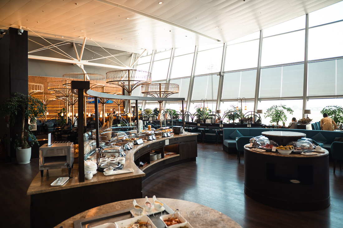 SH Premium Lounge 自助餐檯全景