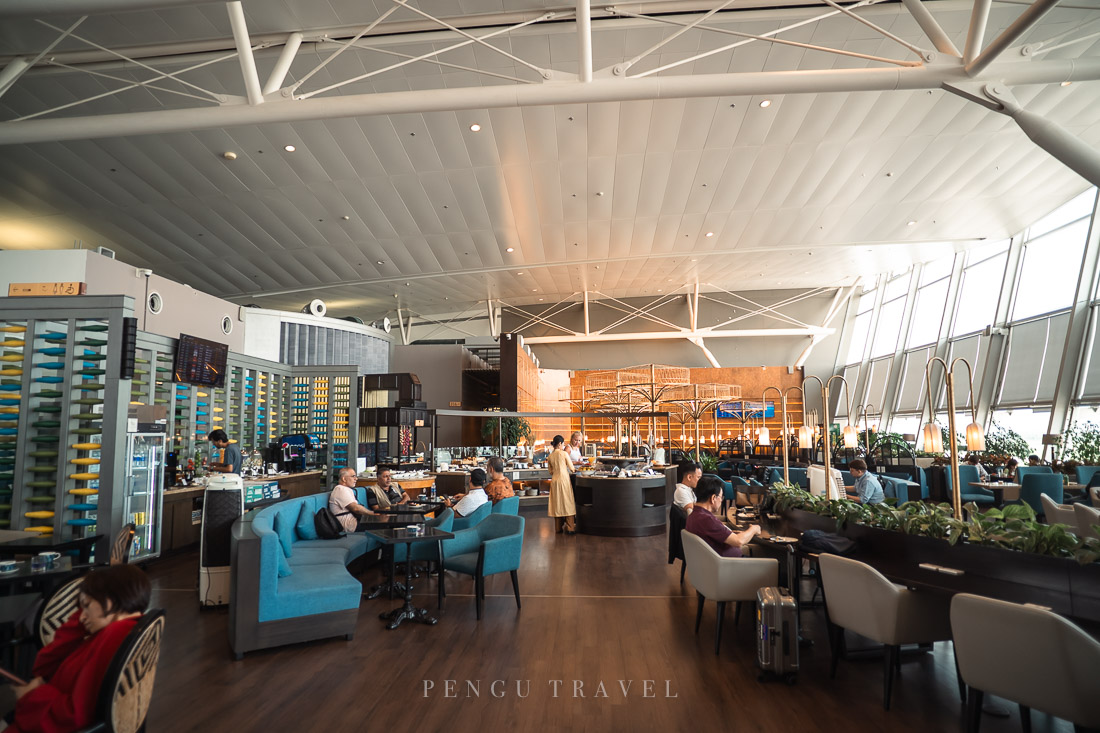 SH Premium Lounge Ha Noi 內部空間全景