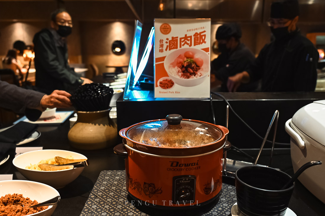 自助吧滷肉飯